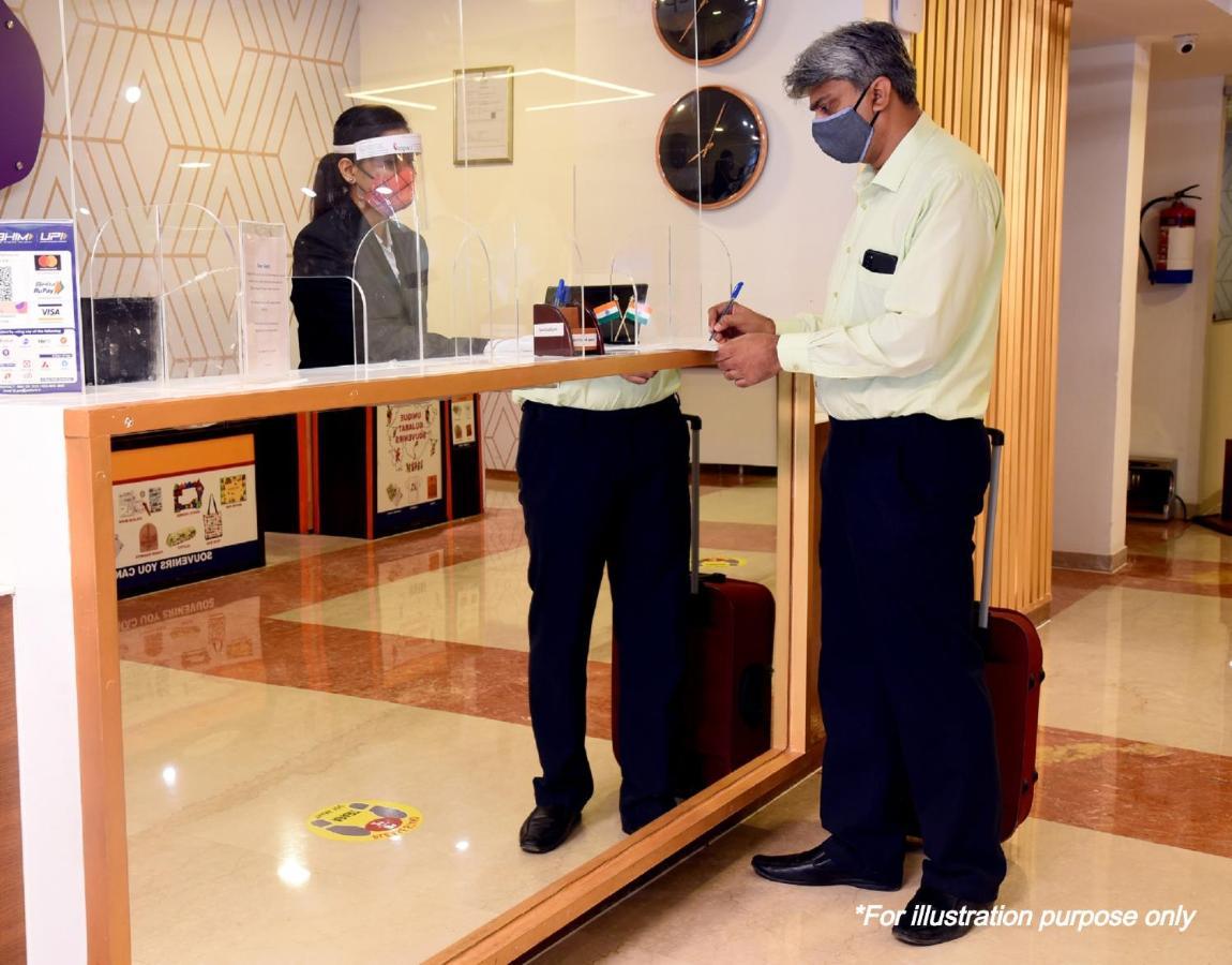 Oyo 74862 Shree Krishna Leela Hotel Манипала Екстериор снимка