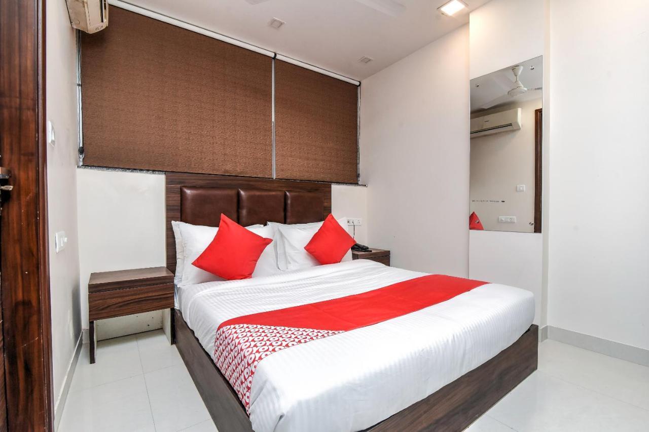 Oyo 74862 Shree Krishna Leela Hotel Манипала Екстериор снимка