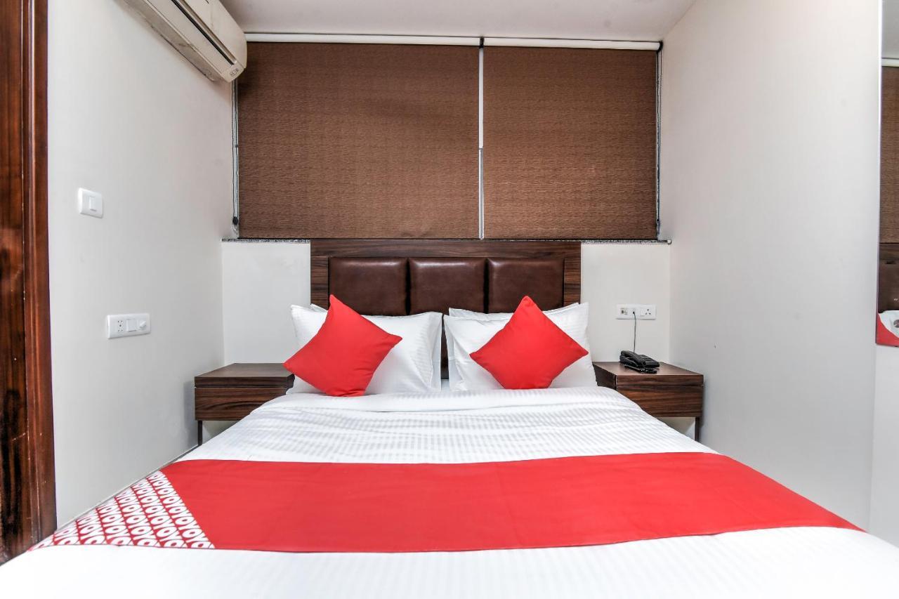 Oyo 74862 Shree Krishna Leela Hotel Манипала Екстериор снимка